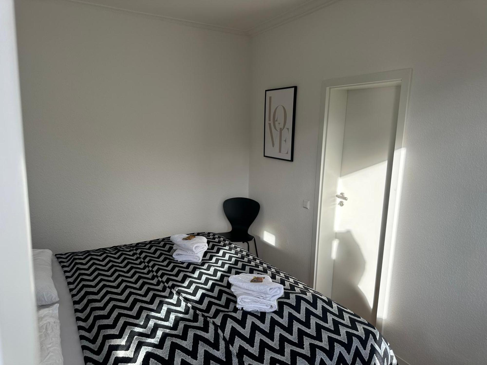 Stylisches Apartment Mit Grossem Tageslichbad Am Marktplatz レーオンベルク エクステリア 写真
